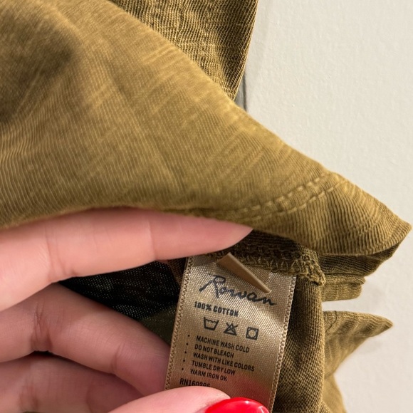 NWT 100% Cotton Rowan Green Muscle Tee - Picture 5 of 5